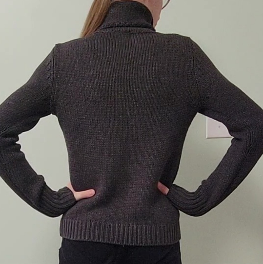 Sweater - Picture 2 of 3